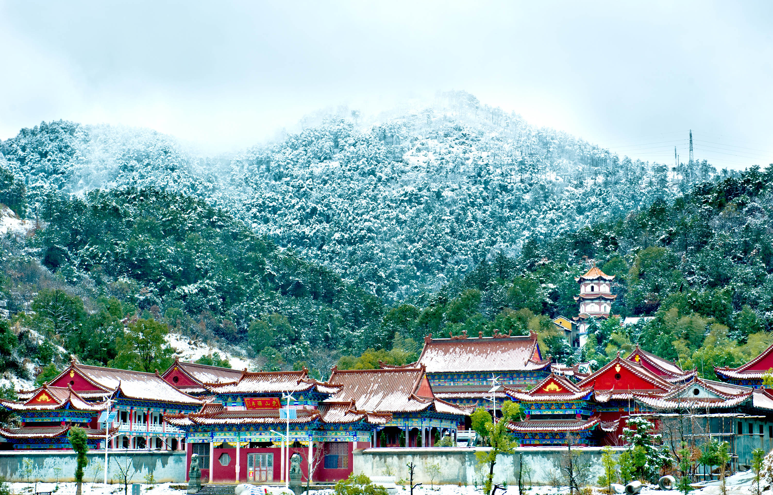 深藏山中的栗山禅寺，深得山色之雅，禅境之妙.jpg